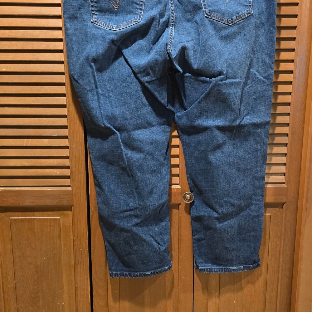 Levi's Boyfriend Women's Jeans Plus Size - Picture 7 of 7